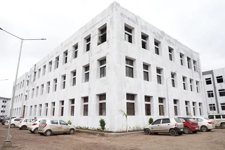 Shantabaa Medical College, Amreli
