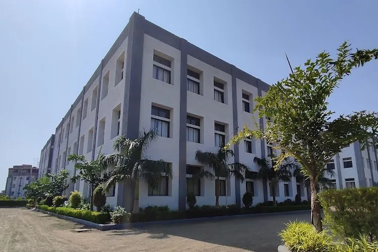 Shantabaa Medical College, Amreli