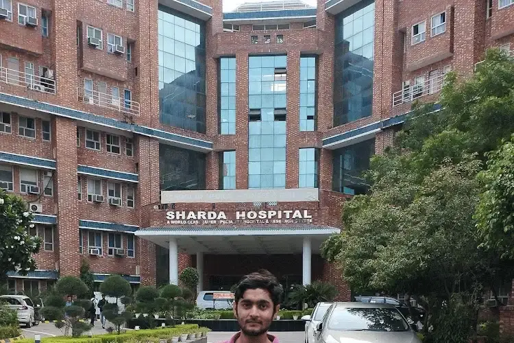 Sharda School of Medical Sciences and Research, Greater Noida