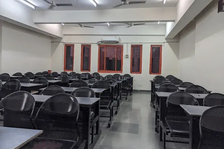 Sharda School of Nursing Sciences and Research, Greater Noida