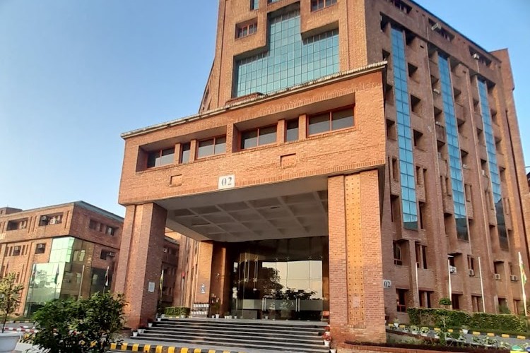 Sharda School of Nursing Sciences and Research, Greater Noida