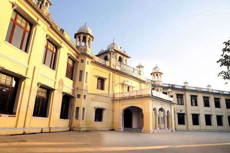 Shia PG College, Lucknow