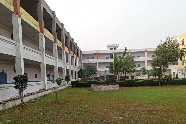 Shivdan Singh Institute of Technology and Management, Aligarh