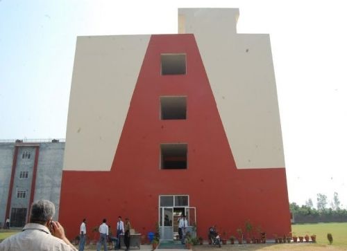 Shobhit Deemed University, School of Distance Education, Meerut