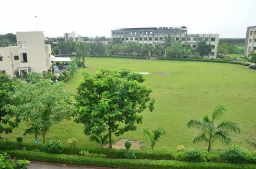 Shree Dhanvantary College of Post Graduate Business Management, Surat