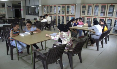Shree Dhanvantary College of Post Graduate Business Management, Surat