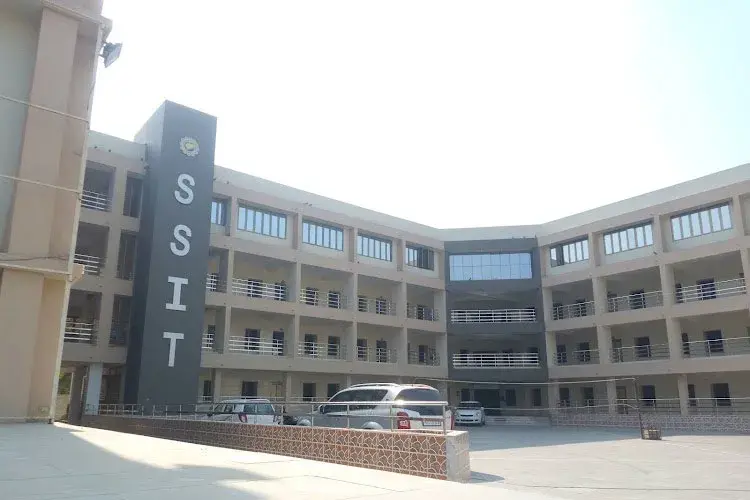 Shree Swaminarayan Institute of Technology, Gandhinagar