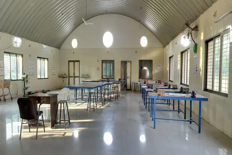 Shree Swaminarayan Institute of Technology, Gandhinagar