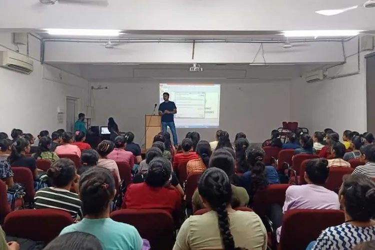 Shri B. J. Patel Umiya BBA College, Ahmedabad