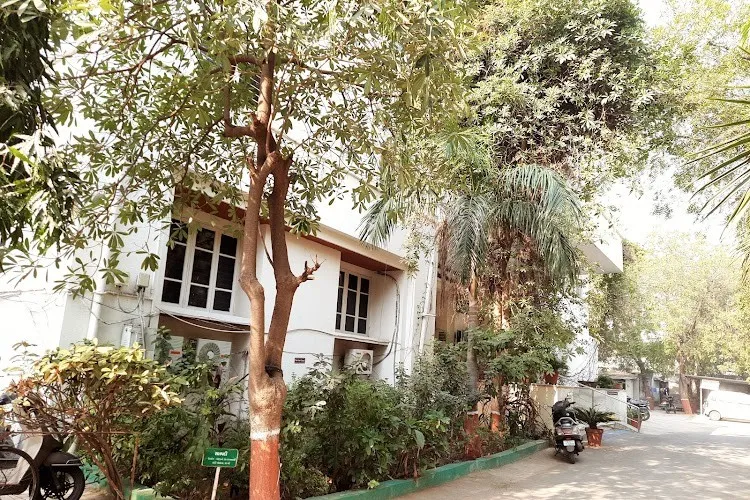 Shri B. J. Patel Umiya BBA College, Ahmedabad