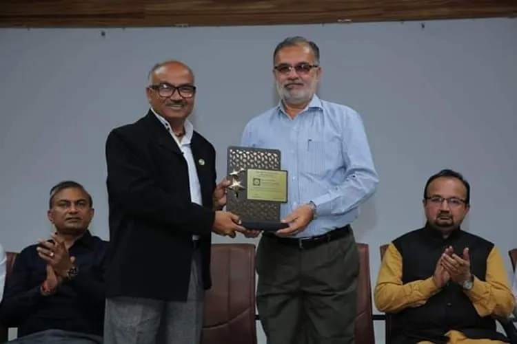 Shree V.M. Mehta Institute of Ayurved, Rajkot