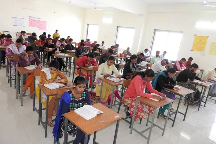 Shri Atal Bihari Vajpayee Govt Arts and Commerce College, Indore