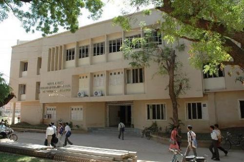 Shri BM Shah College of Pharmaceutical Education and Research, Sabarkantha