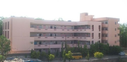 Shri Mahalaxmi Mahila Homoeopathic Medical College, Vadodara