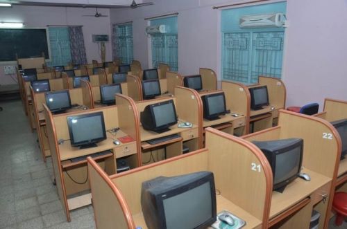 Shri M.P. Shah Municipal Commerce College, Jamnagar