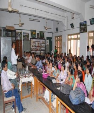 Shri Neelkantheshwar Government Postgraduate College, Khandwa
