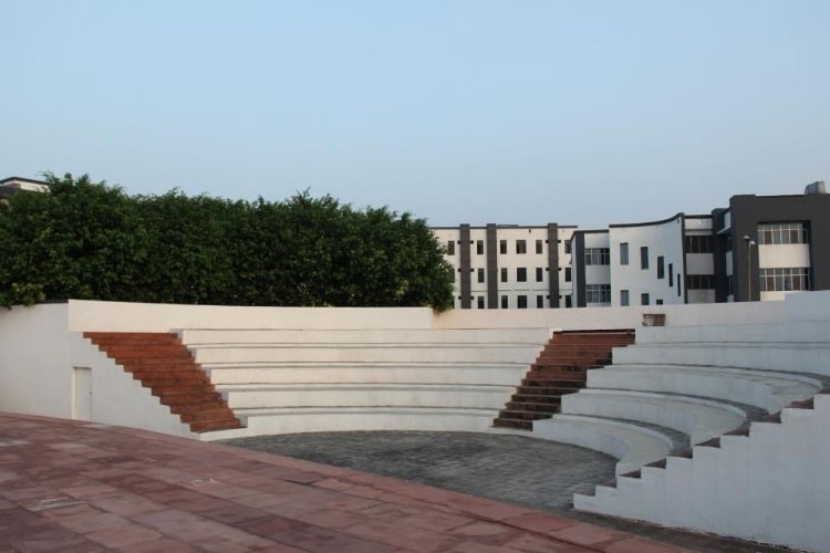 Shri Ram Murti Smarak International Business School, Lucknow