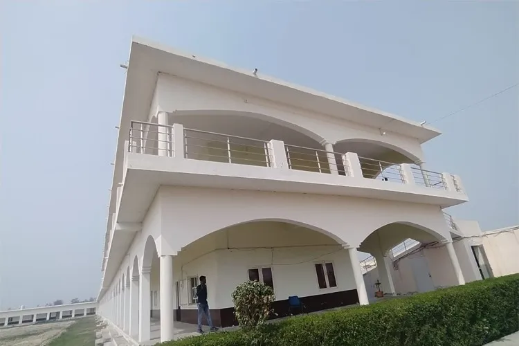 Shri Santan Pal Singh Pharmacy College, Shahjahanpur