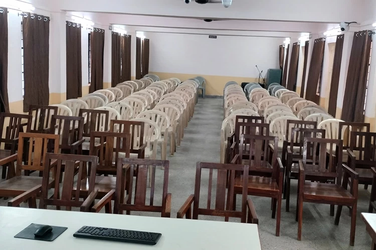 Shri Shivaji Maratha Society's Law College, Pune