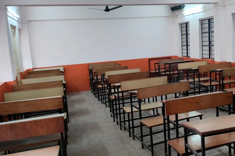 Shri Shivaji Maratha Society's Law College, Pune