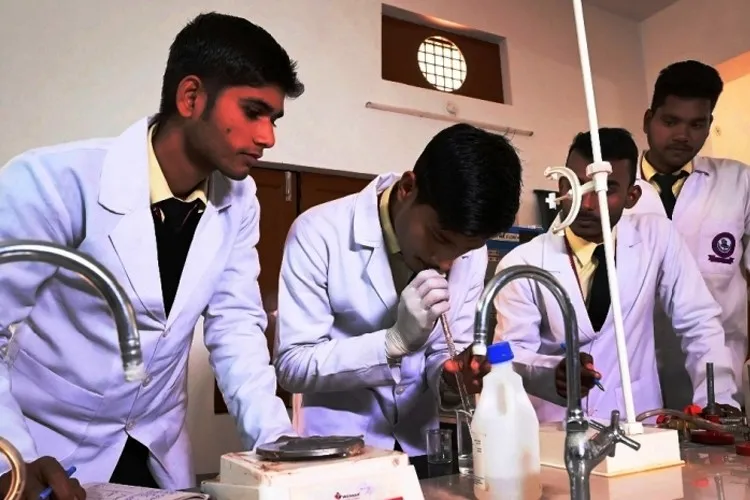 Shri Vishwanath College of Pharmacy, Sultanpur