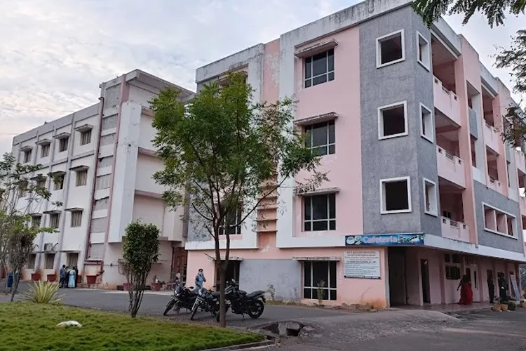 Sibar Institute of Dental Sciences, Guntur