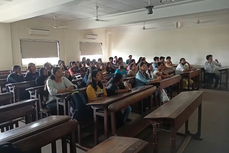 SIES College of Arts Science and Commerce, Mumbai