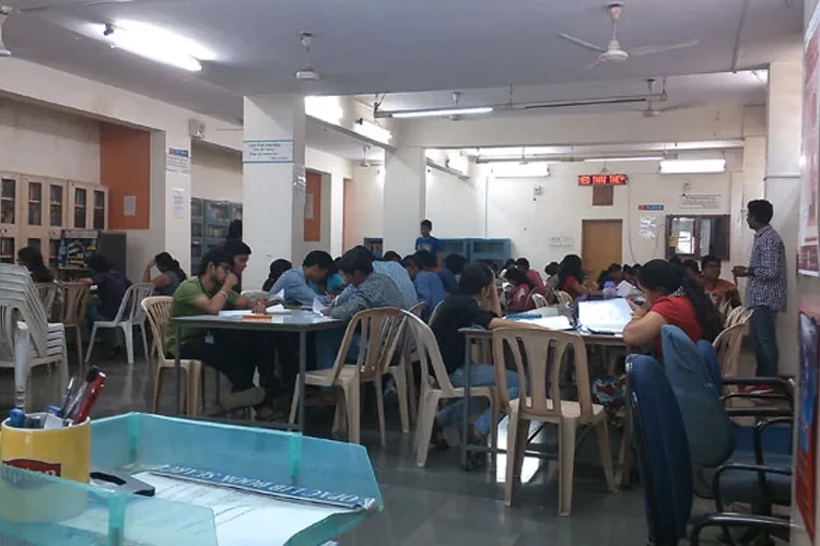 SIES College of Arts Science and Commerce Nerul, Navi Mumbai