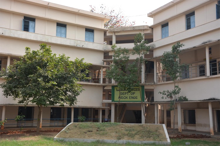 Sir C R Reddy College of Engineering, Eluru