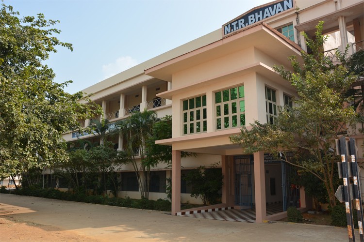 Sir C R Reddy College of Engineering, Eluru