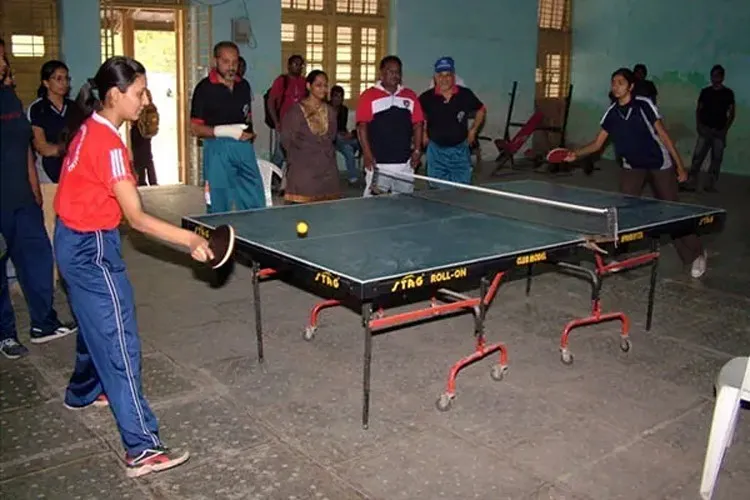 Sir KP College of Commerce, Surat