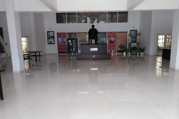 Sir Padampat Singhania University, Udaipur