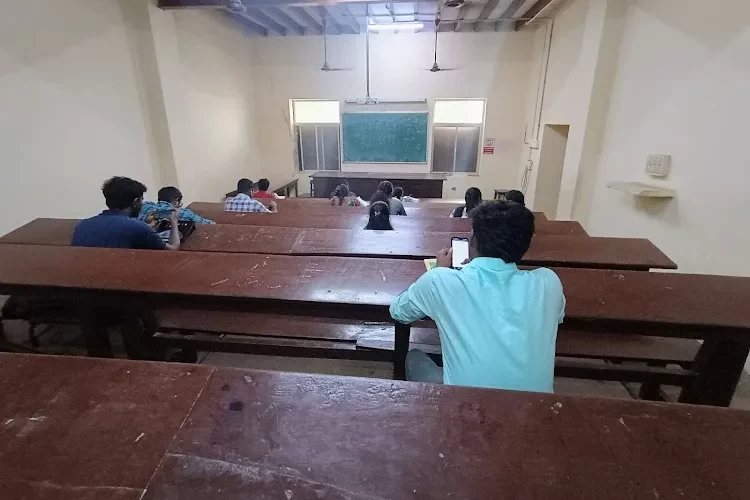 Sir Theagaraya College, Chennai