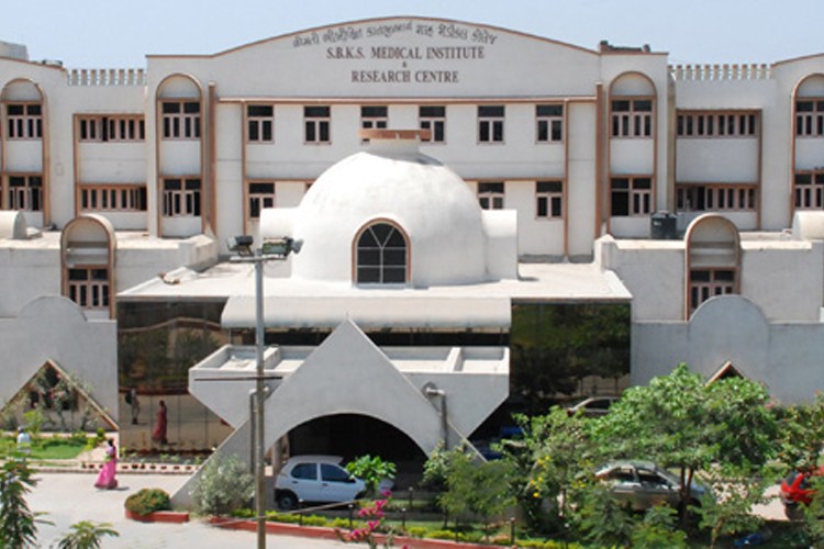 Smt. BK Shah Medical Institute and Research Centre, Vadodara