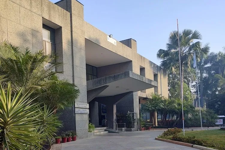 Smt. Chandaben Mohanbhai Patel Institute of Computer Applications, Anand