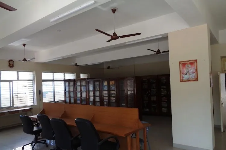 Smt KB Parekh College of Computer Science, Bhavnagar