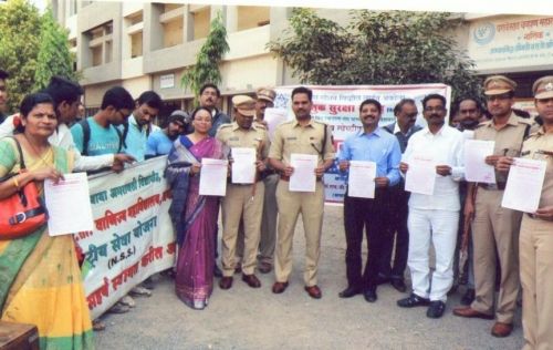 Smt. Laxmibai Radhakisan Toshniwal College of Commerce Akola, Pune