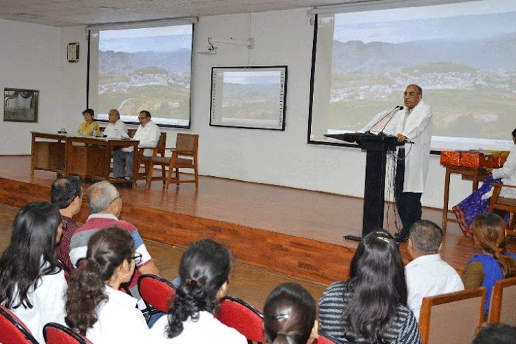 Smt. NHL Municipal Medical College, Ahmedabad