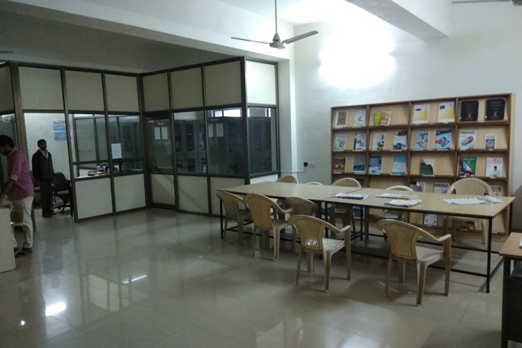 Smt NilaBen ManuBhai Padalia Pharmacy College, Ahmedabad