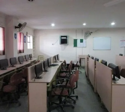 Smt Radhikatai Pandav College of Engineering, Nagpur