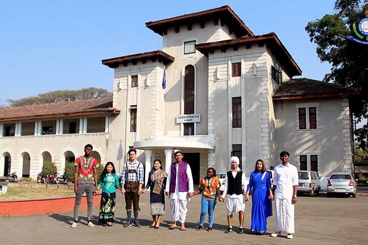 Spicer Adventist University, Pune