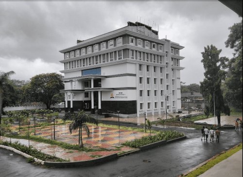 Spicer Adventist University, Pune