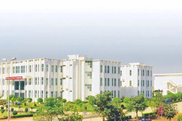 SR College of Pharmacy, Jhansi