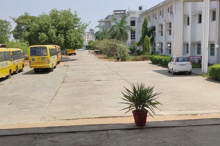 SR College of Science and Engineering, Jhansi