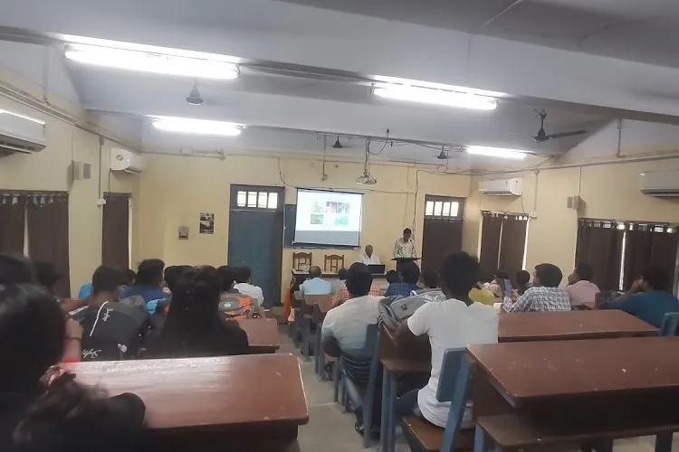 Sree Chaitanya College, North 24 Parganas