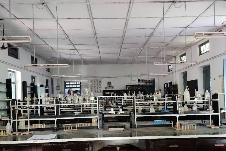 Sree Kerala Varma College, Thrissur