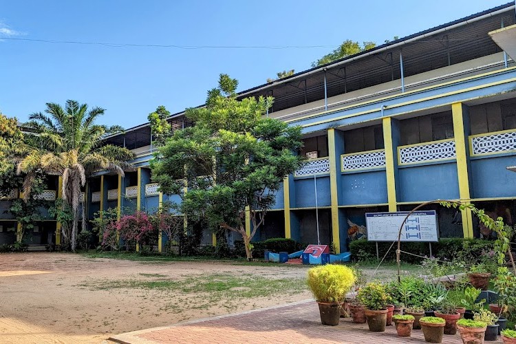 Sree Narayana College Nattika, Thrissur