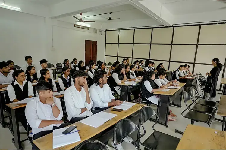 Sree Narayana Law College, Ernakulam