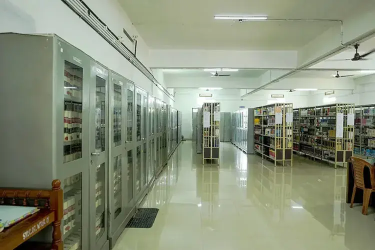 Sree Narayana Law College, Ernakulam