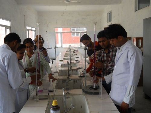 SRET College of Pharmacy, Hamirpur